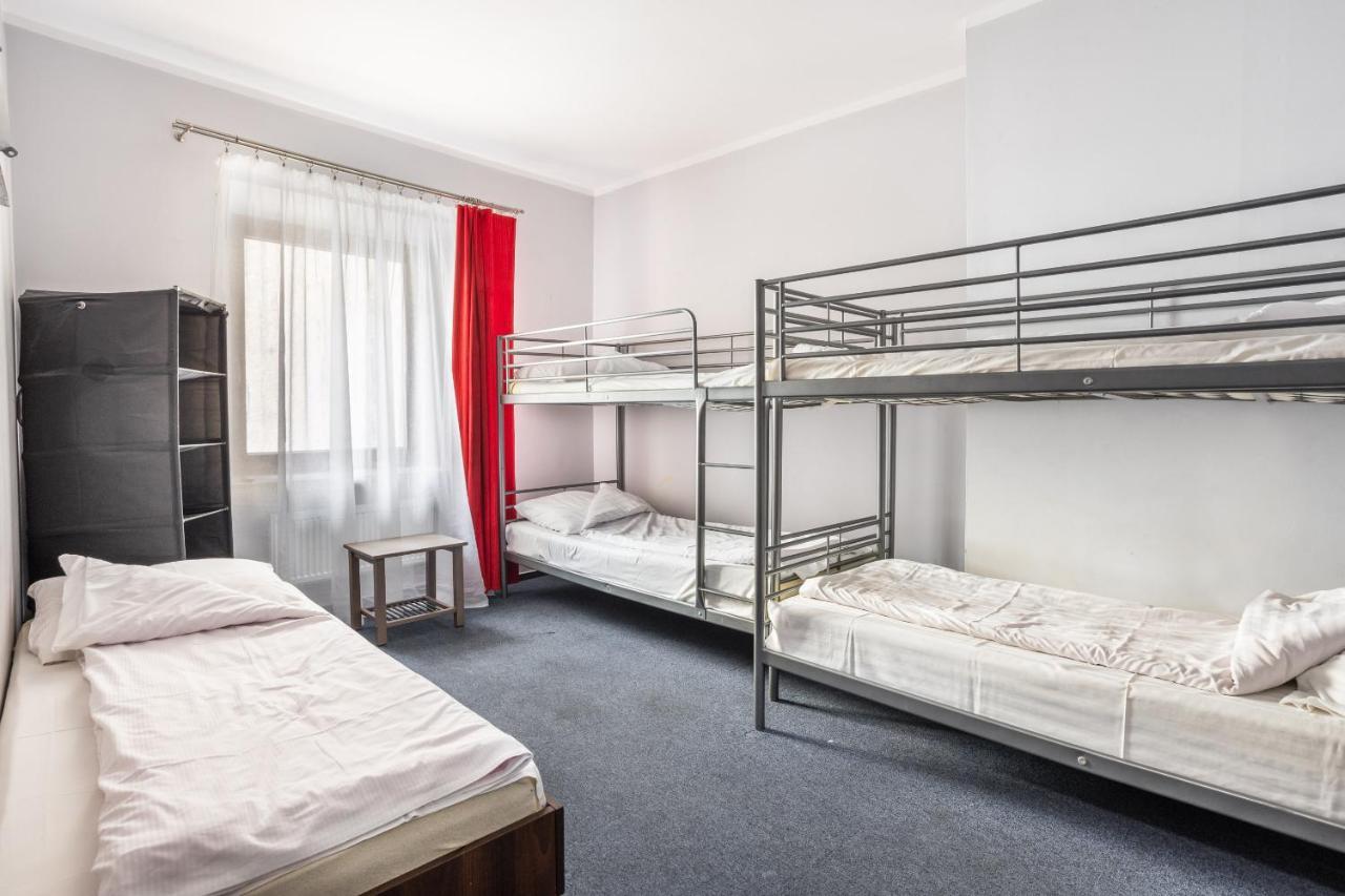 Shick Hostel Wrocław Zewnętrze zdjęcie
